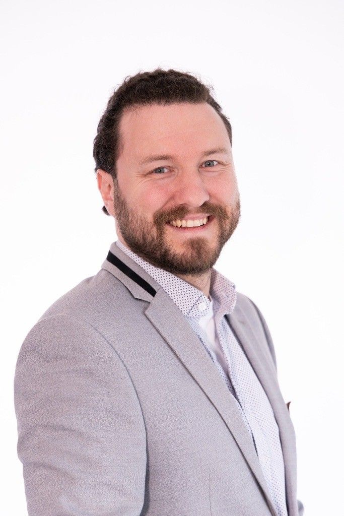 Portrait of Florian Ender, co-founder and COO of SecTepe